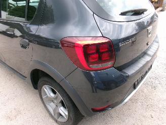 Dacia Sandero 09 Stepway - Rainbow picture 23