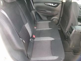Nissan Qashqai 1.3 Design Automatic picture 30