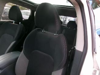 Nissan Qashqai 1.3 Design Automatic picture 36