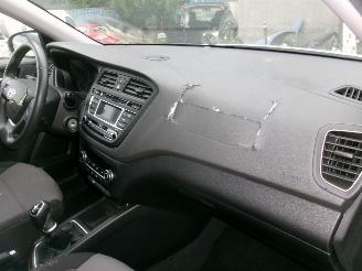 Hyundai I-20 1.0 Cross picture 29