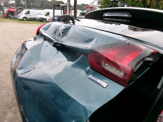 Peugeot 2008 1.2 Allure picture 14