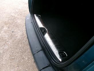 Peugeot 2008 1.2 Allure picture 13