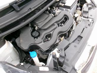 Peugeot 108 1.0 Allure Top picture 33