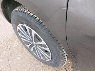 Peugeot Partner Tepee 1.2 Tepee Active picture 29