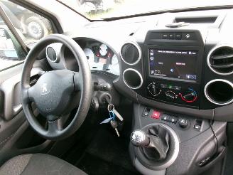 Peugeot Partner Tepee 1.2 Tepee Active picture 24