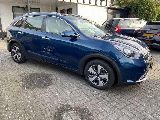 Kia Niro Hybrid First Edition 1.6 GDi VASTE PRIJS. picture 4