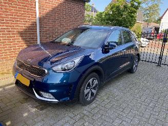Kia Niro Hybrid First Edition 1.6 GDi VASTE PRIJS. picture 3