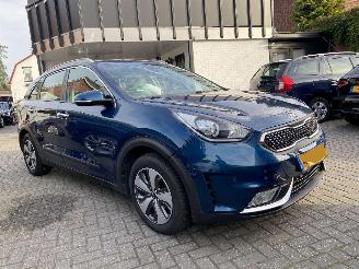 Kia Niro Hybrid First Edition 1.6 GDi VASTE PRIJS. picture 6