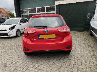 Toyota Yaris 1.5 Hybrid 5drs VASTE PRIJS. picture 5