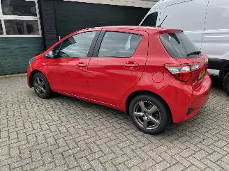 Toyota Yaris 1.5 Hybrid 5drs VASTE PRIJS. picture 3
