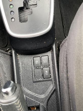 Toyota Yaris 1.5 Hybrid 5drs VASTE PRIJS. picture 58