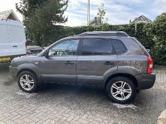  Hyundai Tucson 2.0i Dynamic version Van/Grijs kenteken 2009/11