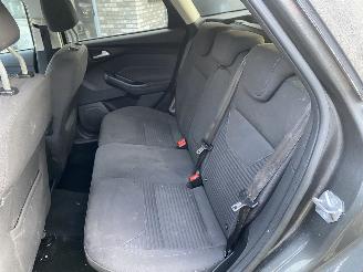 Ford Focus 1.5 Automaat Kombi motor probleem picture 16