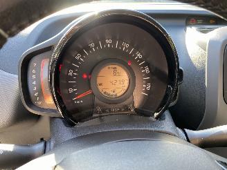 Peugeot 108 1.0 e-VTi Active picture 12