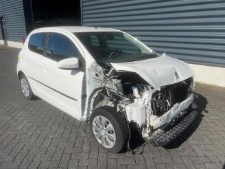 Autoverwertung Peugeot 108 108, Hatchback, 2014 1.0 12V 2014/10