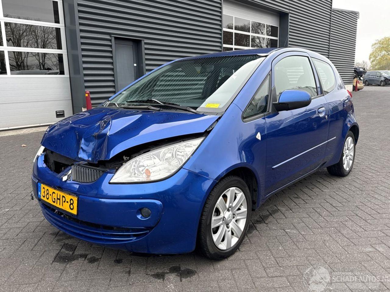 Mitsubishi Colt 1.1 12V Hatchback  Benzine 1.124cc 55kW (75pk) FWD