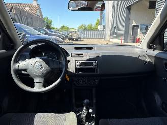 Suzuki Swift 1.3 VVT 16V Hatchback  Benzine 1.328cc 68kW (92pk) FWD picture 10