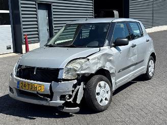 škoda osobní automobily Suzuki Swift 1.3 VVT 16V Hatchback  Benzine 1.328cc 68kW (92pk) FWD 2006/10