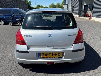 Suzuki Swift 1.3 VVT 16V Hatchback  Benzine 1.328cc 68kW (92pk) FWD picture 4