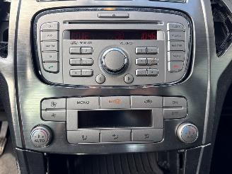 Ford Mondeo 2.0 TDCi 115 16V Sedan 4Dr Diesel 1.998cc 85kW (116pk) FWD picture 20