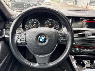 BMW 5-serie 528i 16V Combi/o  Benzine 1,997cc 180kW (245pk) RWD picture 12