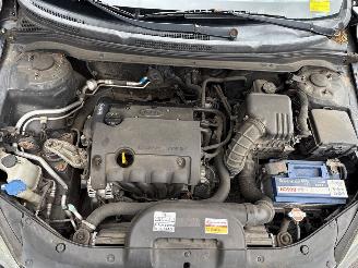 Kia Cee d 1.4 CVVT 16V Hatchback 2Dr Benzine 1.396cc 66kW (90pk) FWD picture 22