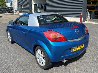 Opel Tigra 1.8 16V Cabrio  Benzine 1.796cc 92kW (125pk) FWD picture 6