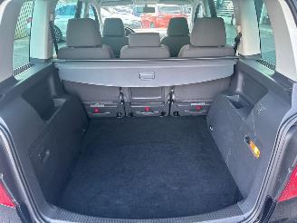 Volkswagen Touran 1.4 16V TSI 140 MPV  Benzine 1.390cc 103kW (140pk) picture 20