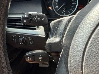 BMW 5-serie 523i 24V Combi/o  Benzine 2.497cc 130kW (177pk) RWD picture 23