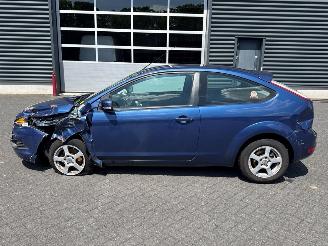Ford Focus 1.6 16V Hatchback  Benzine 1.596cc 74kW (101pk) FWD picture 2