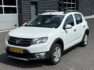 škoda osobní automobily Dacia Sandero Stepway 0.9 TCE 12V Hatchback  Benzine 898cc 66kW (90pk) FWD 2015/5