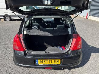 Suzuki Swift 1.3 VVT 16V Hatchback  Benzine 1.328cc 68kW (92pk) FWD 2005 picture 9