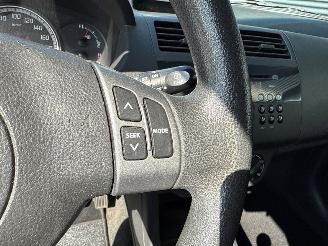 Suzuki Swift 1.3 VVT 16V Hatchback  Benzine 1.328cc 68kW (92pk) FWD 2005 picture 18