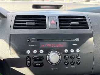 Suzuki Swift 1.3 VVT 16V Hatchback  Benzine 1.328cc 68kW (92pk) FWD 2005 picture 14