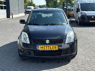 Suzuki Swift 1.3 VVT 16V Hatchback  Benzine 1.328cc 68kW (92pk) FWD 2005 picture 8