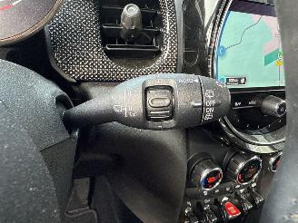 Mini Cooper 1.5 12V Cooper Hatchback 2Dr Benzine 1.499cc 100kW (136pk) FWD picture 23