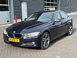 škoda osobní automobily BMW 3-serie 320i 1.6 16V EfficientDynamicsEdition Sedan 4Dr Benzine 1.598cc 125kW (170pk) RWD 2013/9