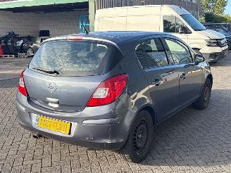 Opel Corsa 1.2 16V Hatchback  Benzine 1.229cc 59kW (80pk) FWD picture 5