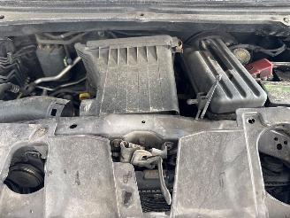 Opel Agila 1.0 12V MPV  Benzine 996cc 50kW (68pk) FWD picture 11