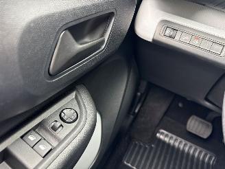 Citroën C3 ë-C3 44 kWh Hatchback  Elektrisch  83kW (113pk) FWD picture 18