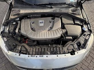 Volvo V-60 2.4 D6 20V Plug-in Hybrid AWD Combi/o  Elektrisch Diesel 2.401cc 206kW (280pk) 4x4 picture 31