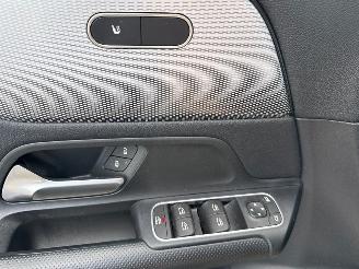 Mercedes B-klasse 1.3 B-180 Turbo 16V Hatchback  Benzine 1.332cc 100kW (136pk) FWD picture 23