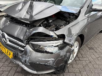 Mercedes B-klasse 1.3 B-180 Turbo 16V Hatchback  Benzine 1.332cc 100kW (136pk) FWD picture 25