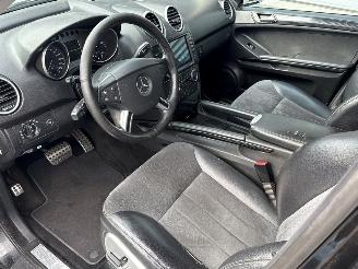 Mercedes ML 3.0 ML-280 CDI 4-Matic V6 24V SUV  Diesel 2.987cc 140kW (190pk) 4x4 picture 12