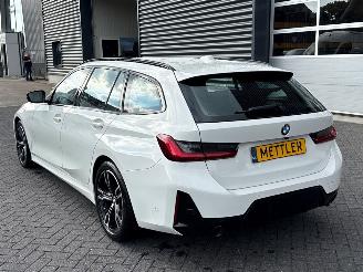 BMW 3-serie 318d M Pakket 2.0 TwinPower Turbo 16V Mild Hybrid Combi/o  Elektrisch Diesel 1.995cc 110kW (150pk) picture 3