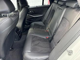 BMW 3-serie 318d M Pakket 2.0 TwinPower Turbo 16V Mild Hybrid Combi/o  Elektrisch Diesel 1.995cc 110kW (150pk) picture 12