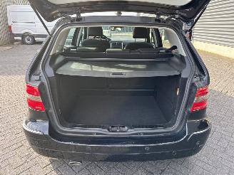 Mercedes B-klasse 2.0 B-180 CDI 16V Hatchback  Diesel 1.991cc 80kW (109pk) FWD picture 9