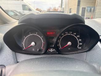 Ford Fiesta 1.25 16V Hatchback  Benzine 1.242cc 44kW (60pk) FWD picture 14