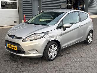 Voiture accidenté Ford Fiesta 1.25 16V Hatchback  Benzine 1.242cc 44kW (60pk) FWD 2010/11
