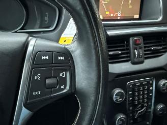 Volvo V-40 2.0 D2 16V Hatchback 4Dr Diesel 1.969cc 88kW (120pk) FWD picture 18